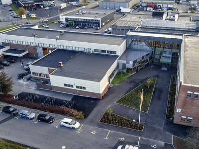 Fasade ved hovedinngang